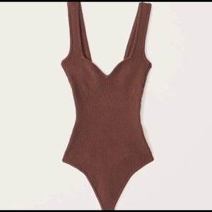 Abercrombie & Fitch Elevated Ribbed Knit Sweetheart Bodysuit SZ XS